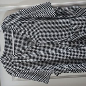 Torrid Black and White Houndstooth Top
